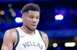 PG-关于字母哥迎来五赛季高光表现，澳大利亚队球迷沸腾！的信息