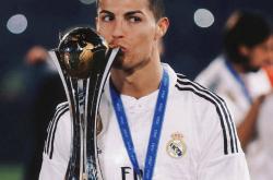 PG游戏-C罗在利物浦比赛中逆转，高光表现引发热议！的简单介绍